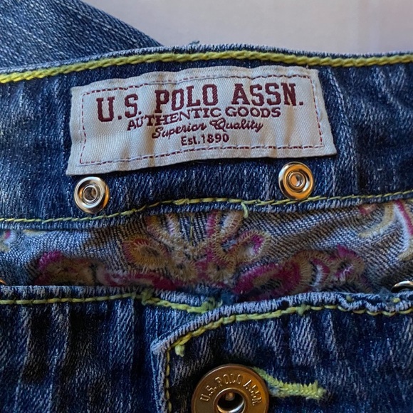 US Polo Assn Women’s Jeans with Color full Embroidery size 5/6 - Picture 5 of 9
